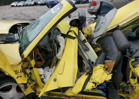 2001 Ford Mustang from USA, damaged, VIN 1FAFP44401F219135